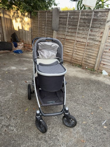 Uppababy vista stroller - v2,